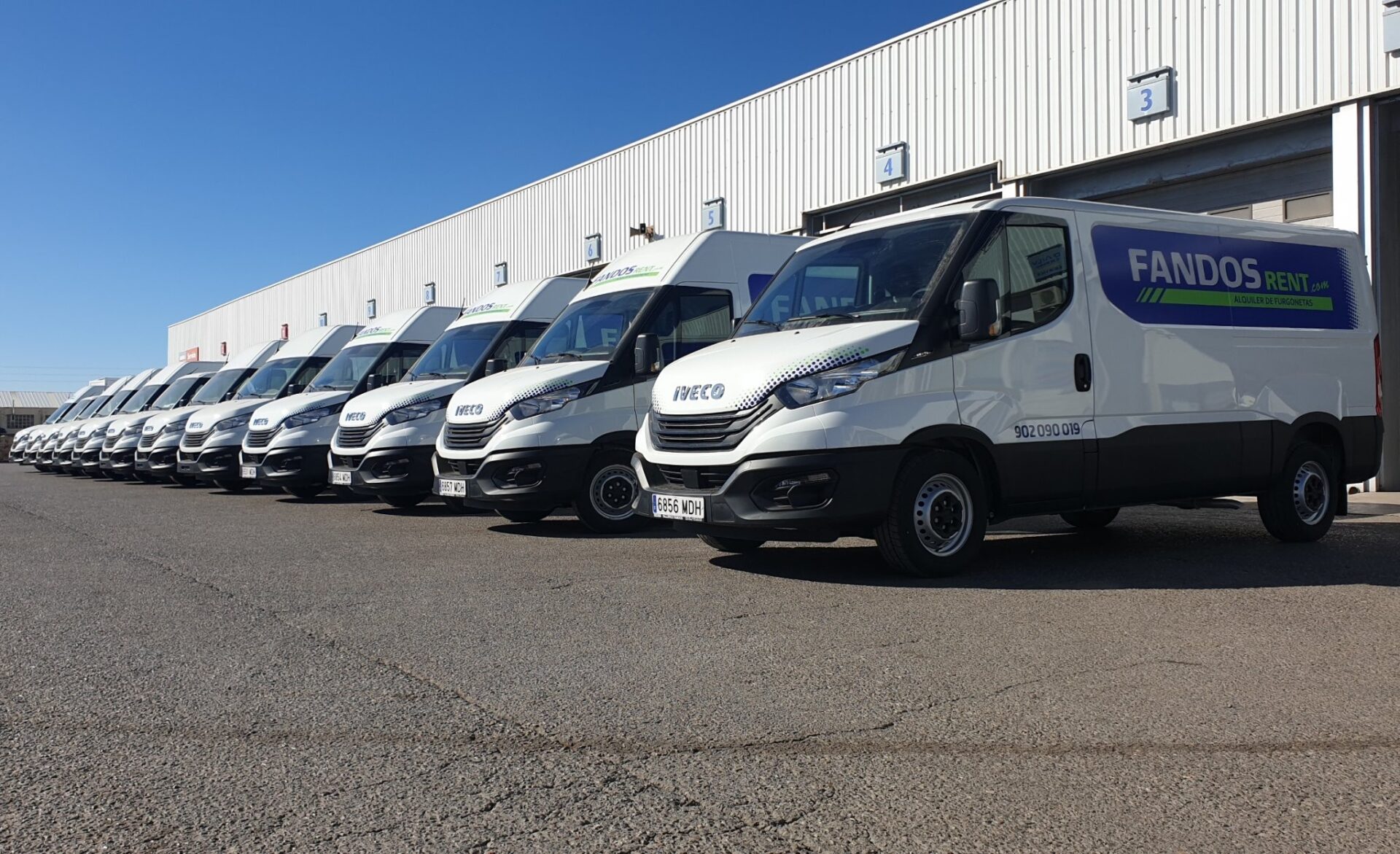 Ampliación furgonetas alquiler FANDOS Rent Valencia