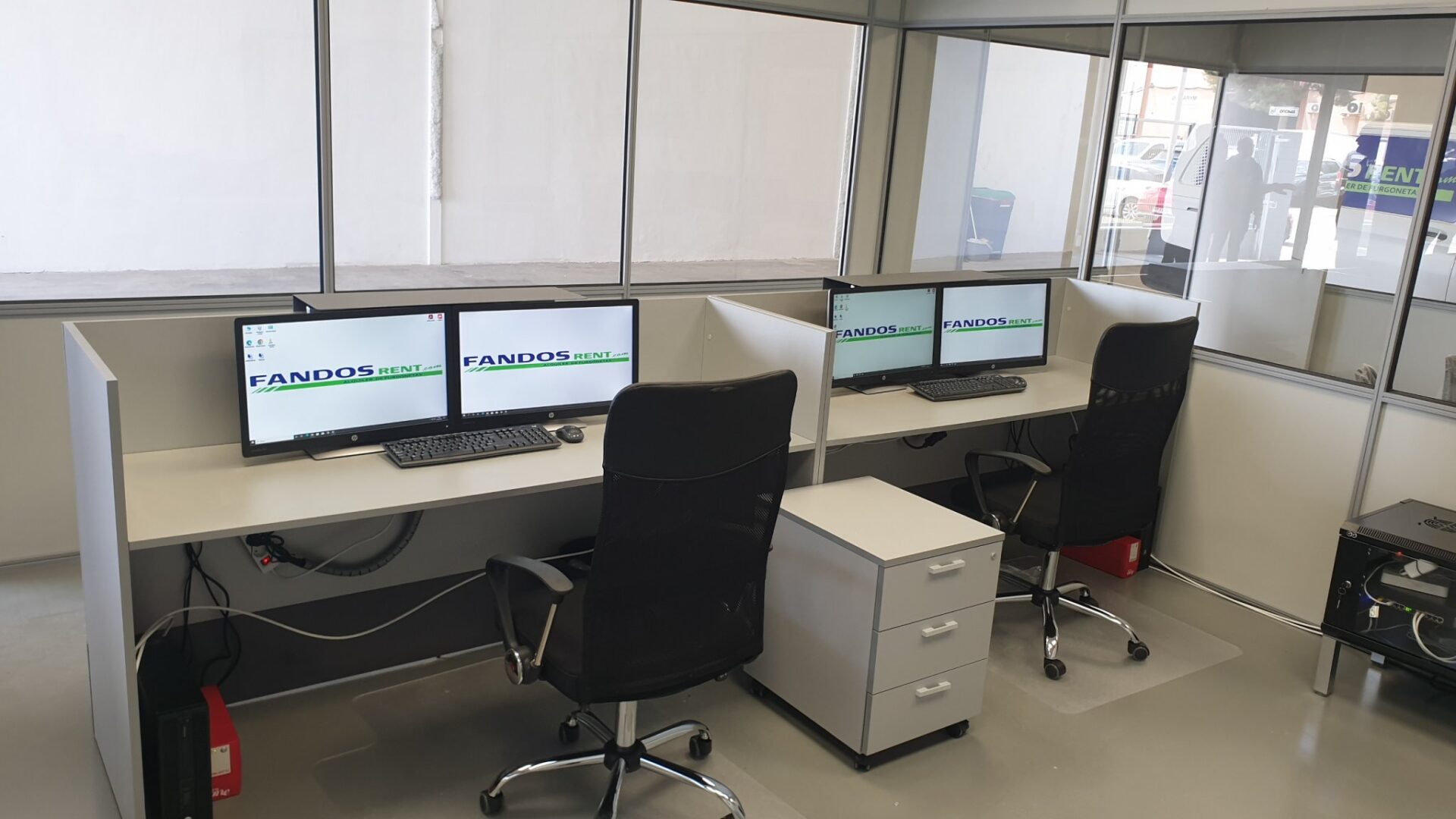 Despachos en FANDOS Rent Paterna, Valencia