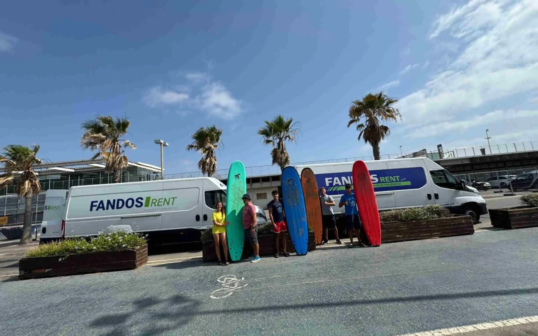 Alquilerd de furgonetas para esculeas de verano
