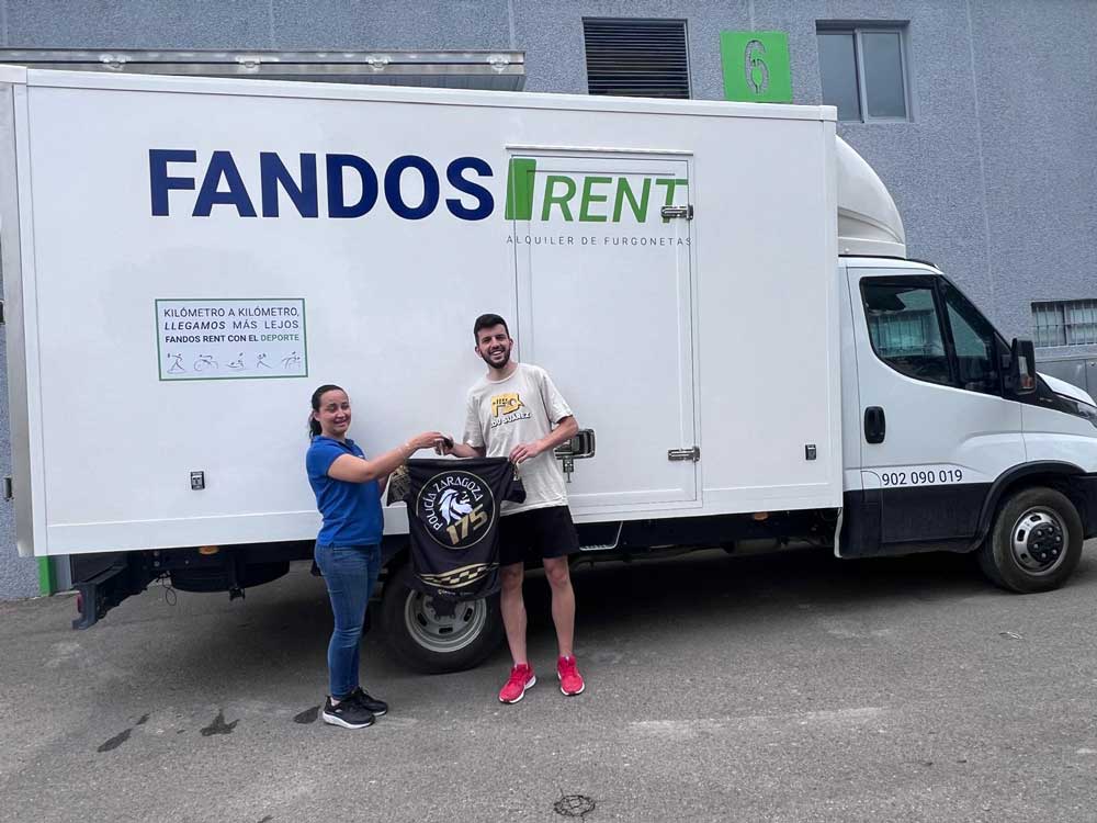 Furgoneta para la carrera de policía Zaragoza