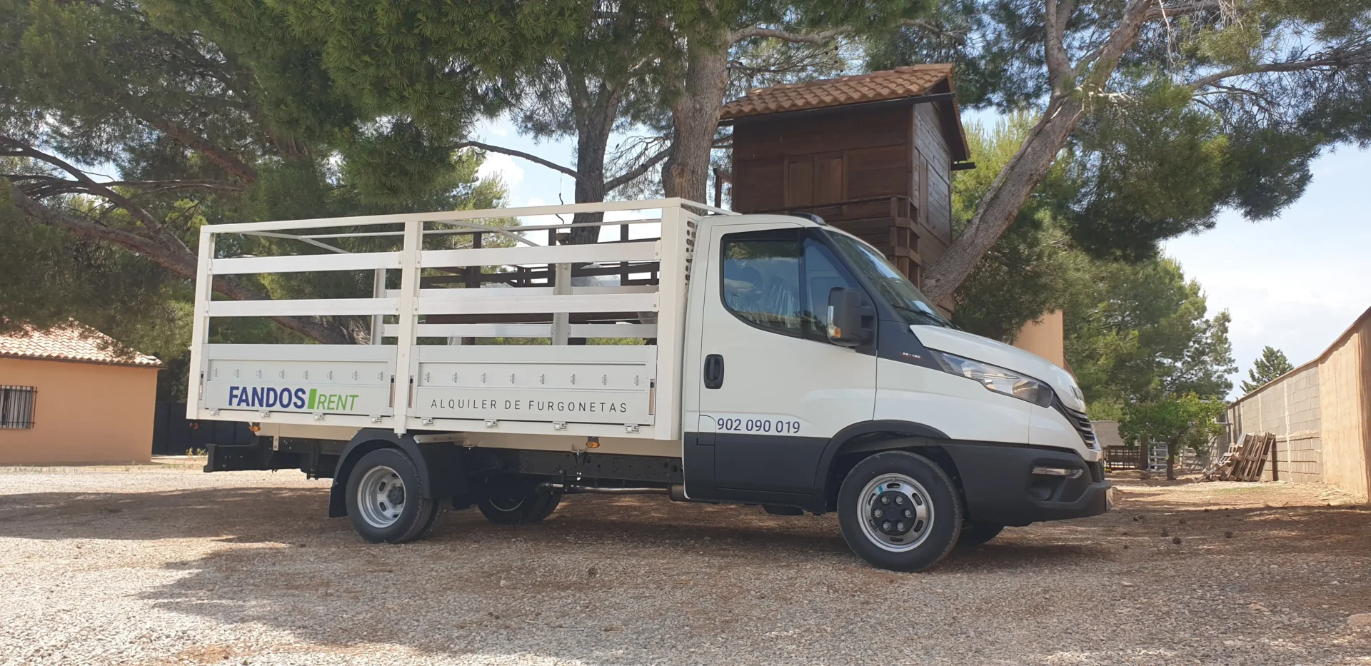 FANDOS Rent furgoneta con caja frutera